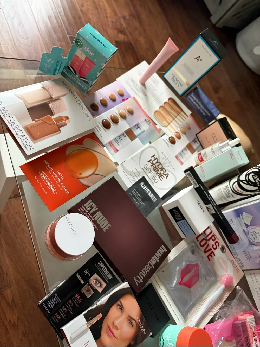 HUDA BEAUTY Makeup Setting Powder & Spray Assorted Neutrals and Pink